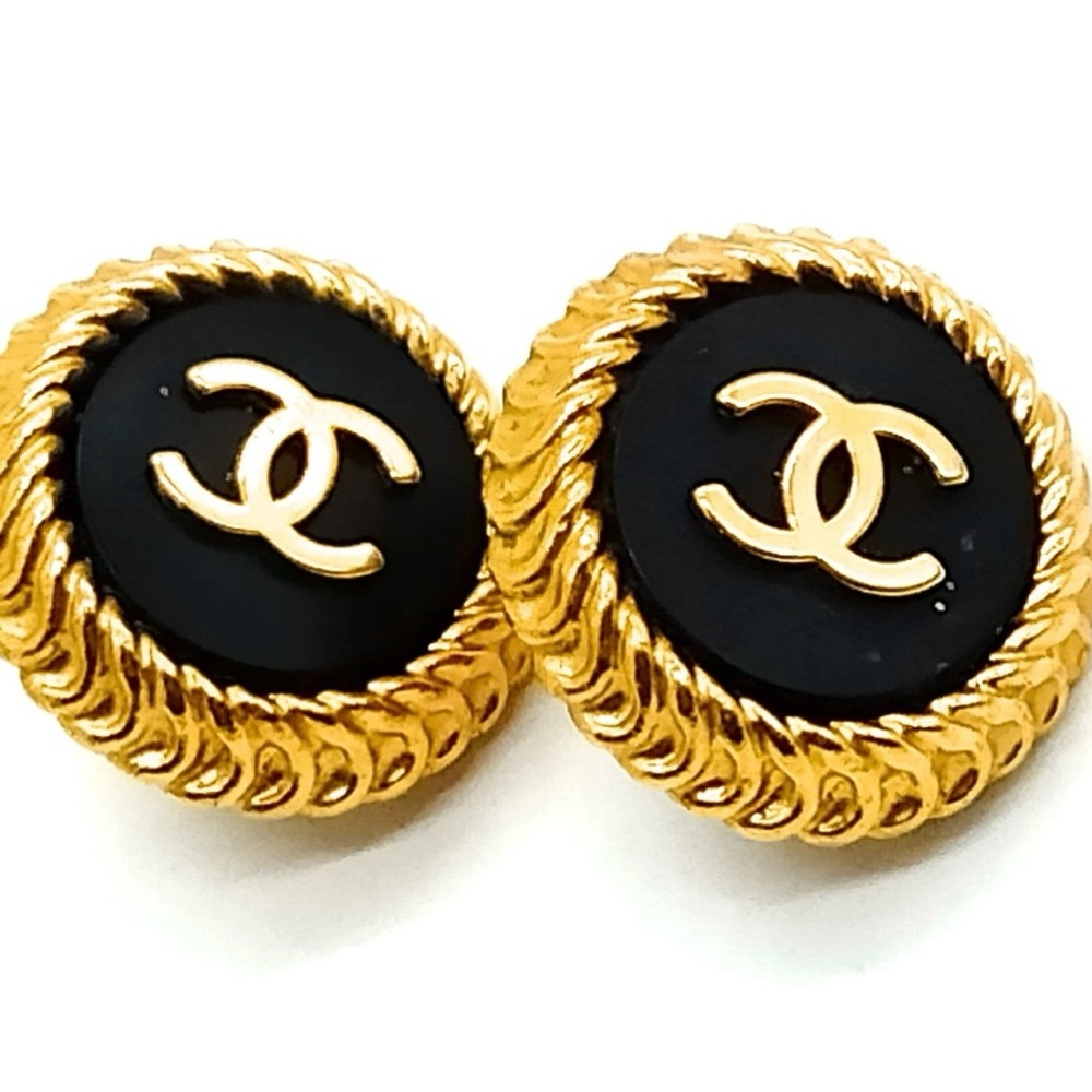 CHANEL VINTAGE 1996 MADEMOISELLE EARRINGS 24K GP